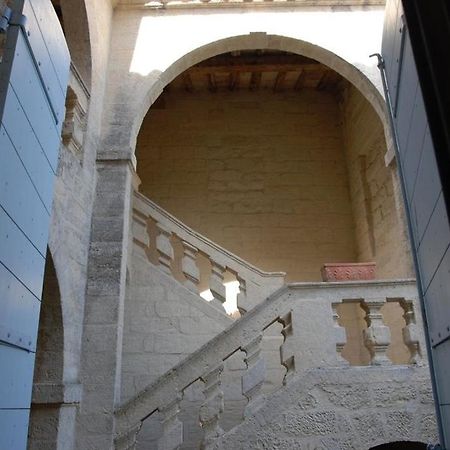 Bed and Breakfast Le Richelieu Uzès Exterior foto