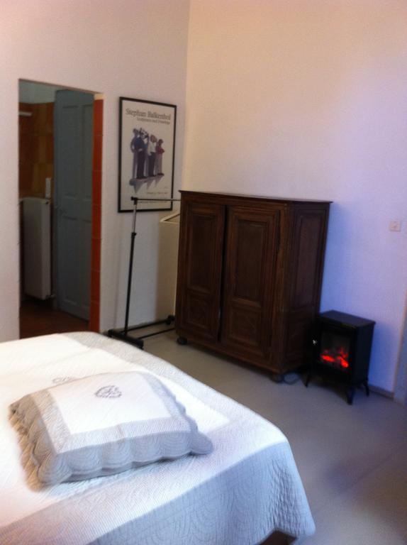 Bed and Breakfast Le Richelieu Uzès Exterior foto