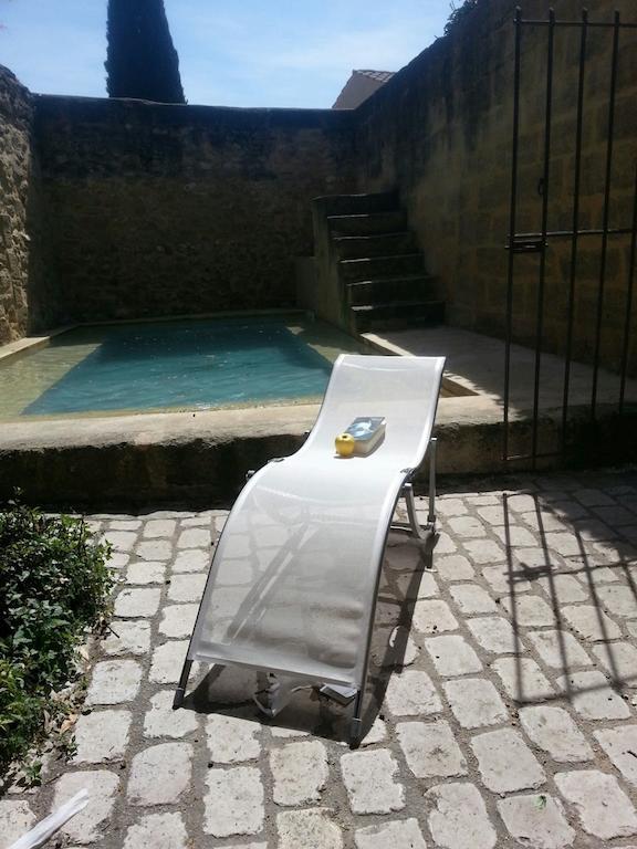 Bed and Breakfast Le Richelieu Uzès Exterior foto